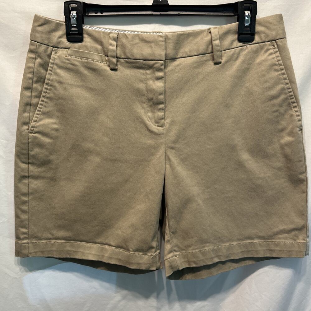 Lands' End Women's 8 Petite Mid-Rise Shorts Khaki Pocket Chino Stretch Gorpcore